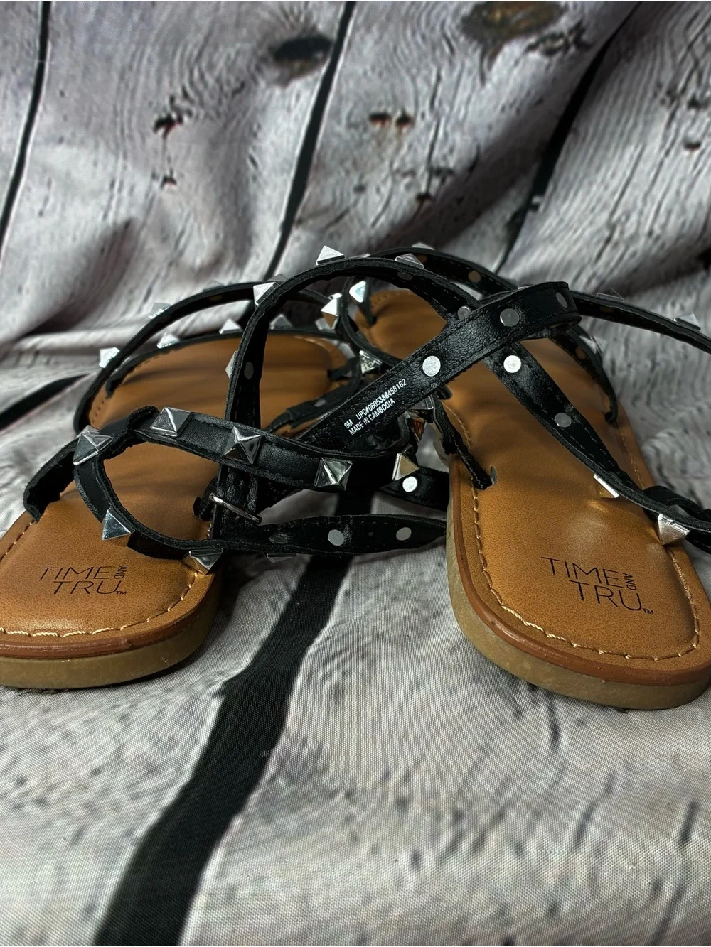 5/$20 Minimalist Punk Rock Black Silver Studded Strappy Ankle Gladiator Sandal 9